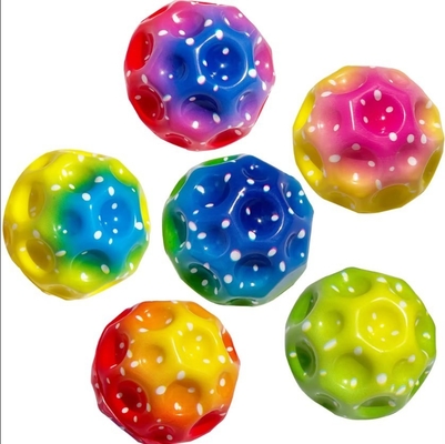 Meerdere kleuren Extreme Pu Foam High Bounce Balls Regenboog Maan Ruimtebal voor Kinderen Speel