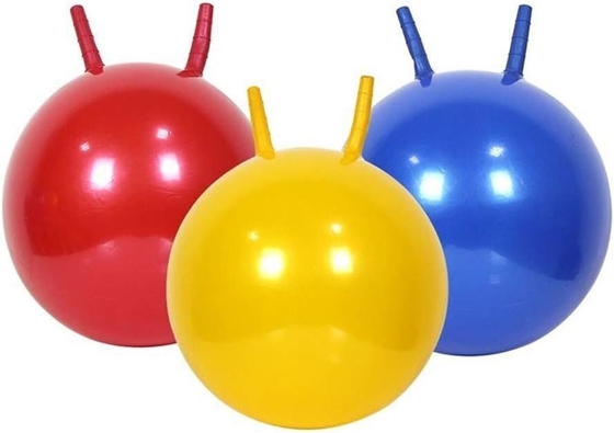 Outdoor Fun Essentiële Unisex Jumping Ball met Fluffy Plush Cover en Regenboog Design