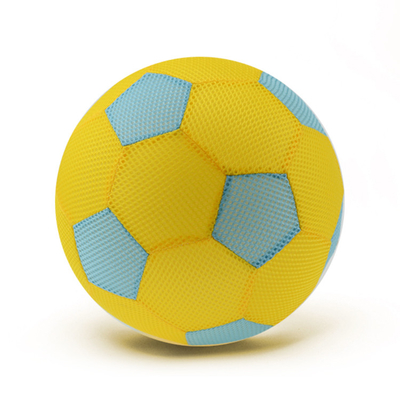 Kleurrijke zachte stof speelgoed bal voor kinderen Mesh stof voetbal OEM ODM
