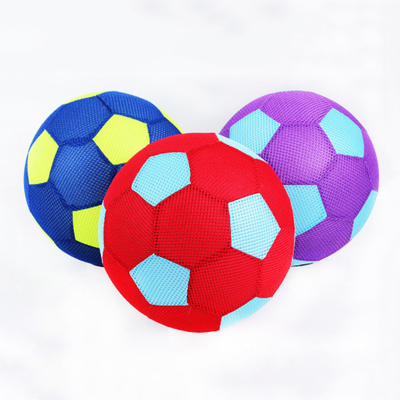 BM-1 Mesh bedekt 6 &quot;opblaasbare voetbal/strandbal voor kinderen