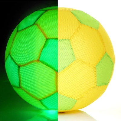 BM-B-006 0 tot 24 maanden Leeftijdsbereik Soft Novelty Mesh LED Soccer Ball