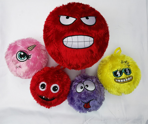 Unisex veiligheid zachte rode pluis baby speelgoed pvc opblaasbare ballen met pluis geslachtneutraal